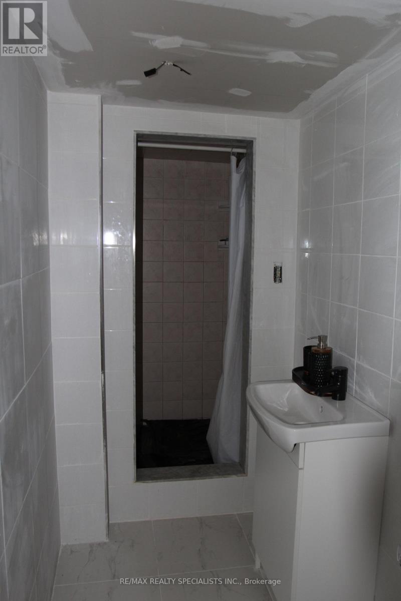 31 Laburnham Avenue Property Photo 22