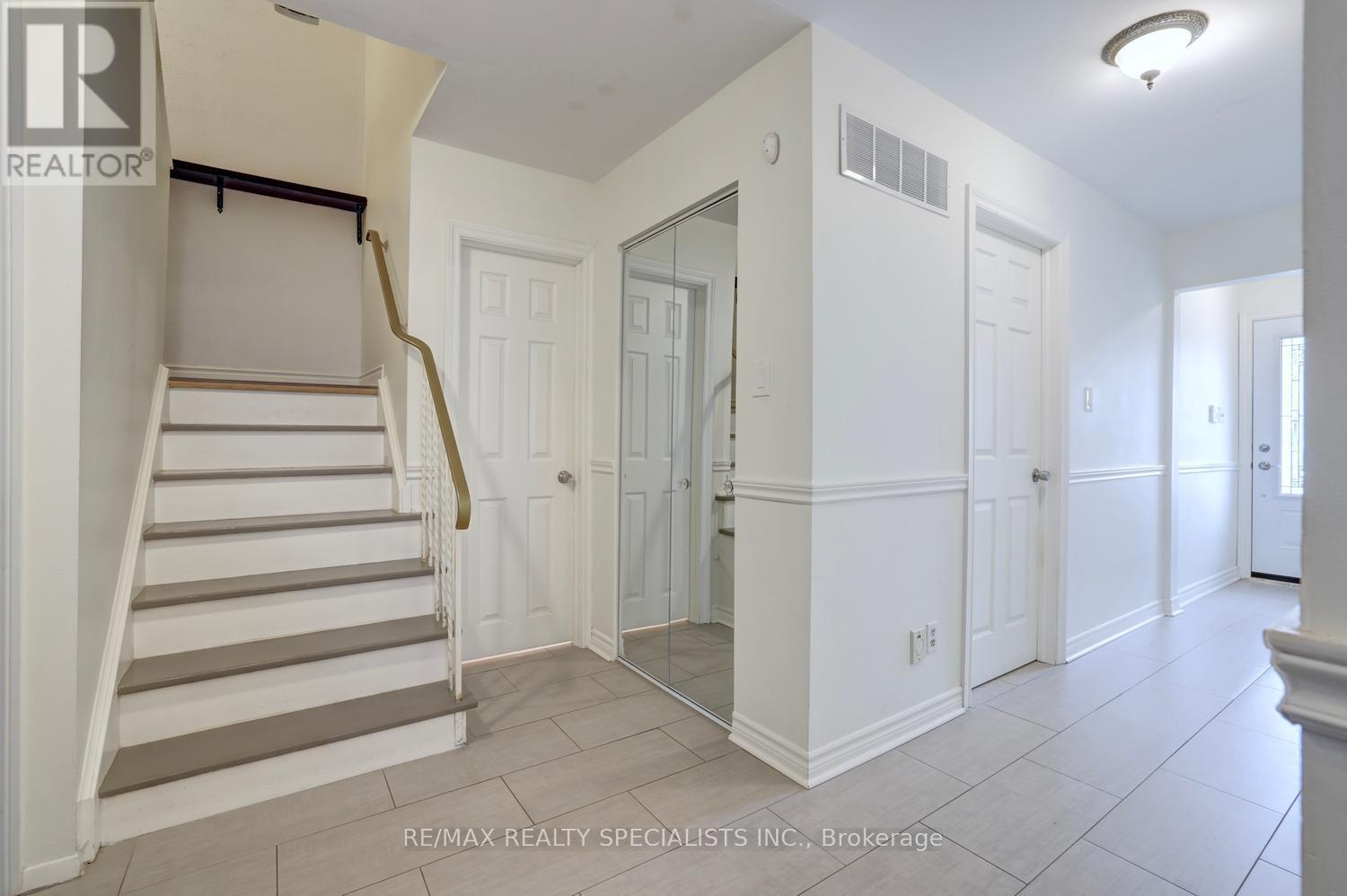 2494 Barcella Crescent Property Photo 19