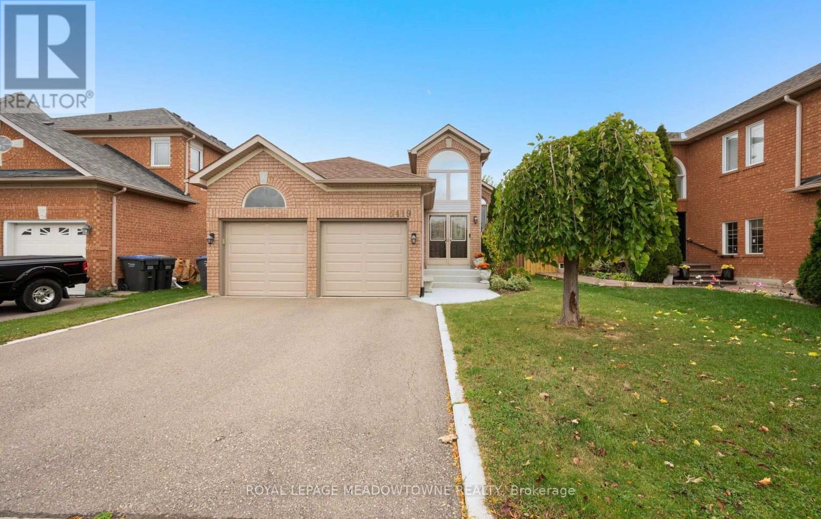 5419 Loonlake Avenue Property Photo 1