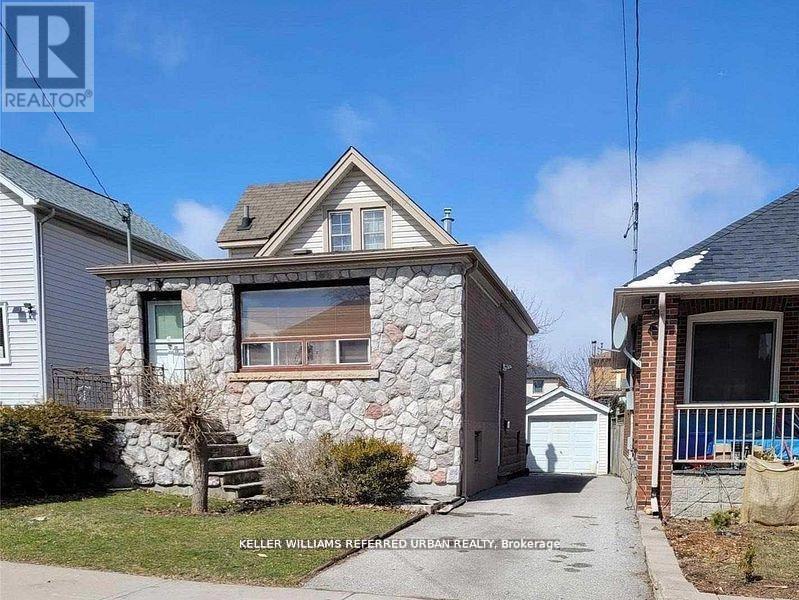8 Tilden Crescent Property Photo 1