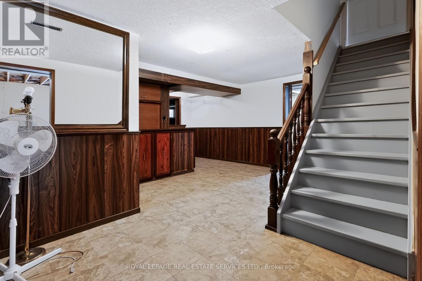 1326 Prince Albert Court Property Photo 33