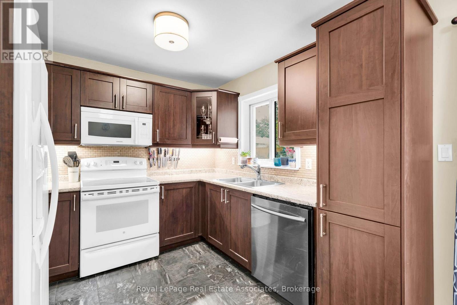 81 Glenmore Crescent Property Photo 8