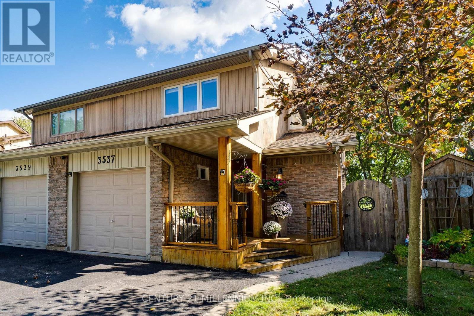 3537 Autumnleaf Crescent Property Photo 1