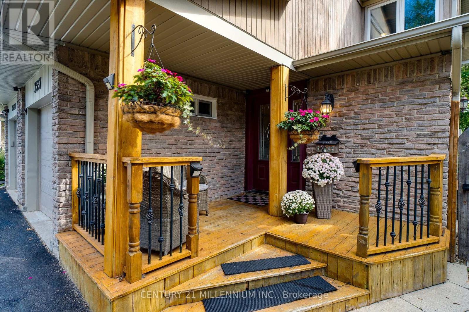 3537 Autumnleaf Crescent Property Photo 5