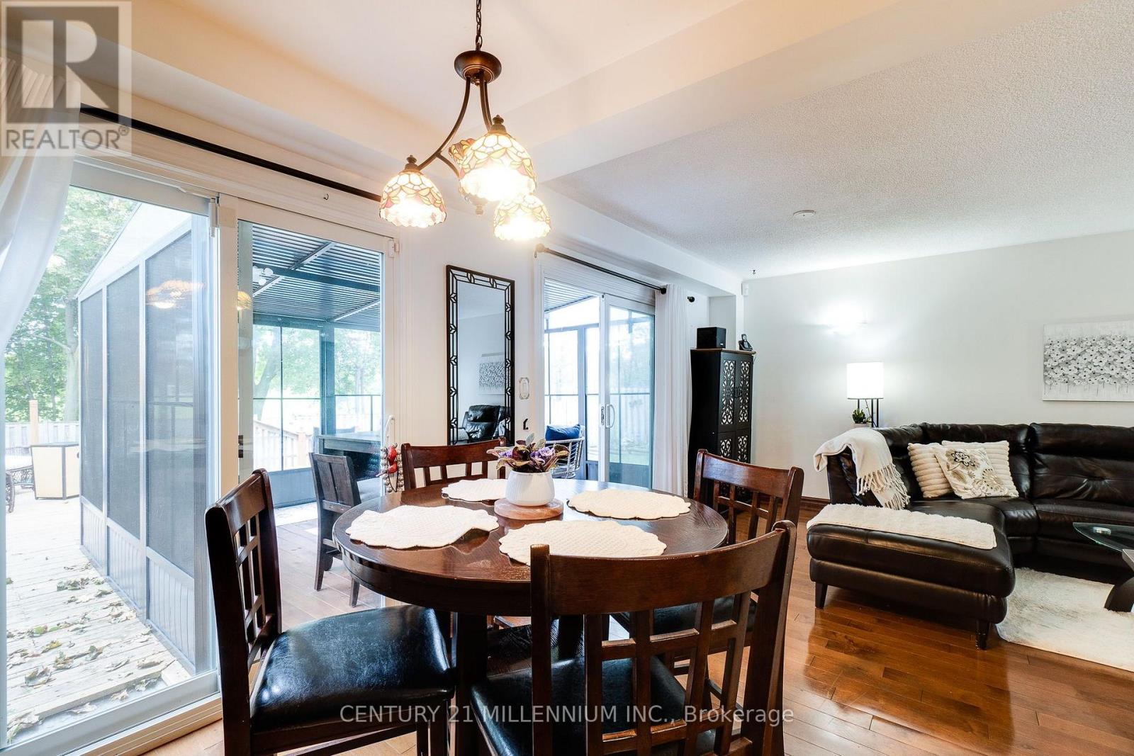 3537 Autumnleaf Crescent Property Photo 15