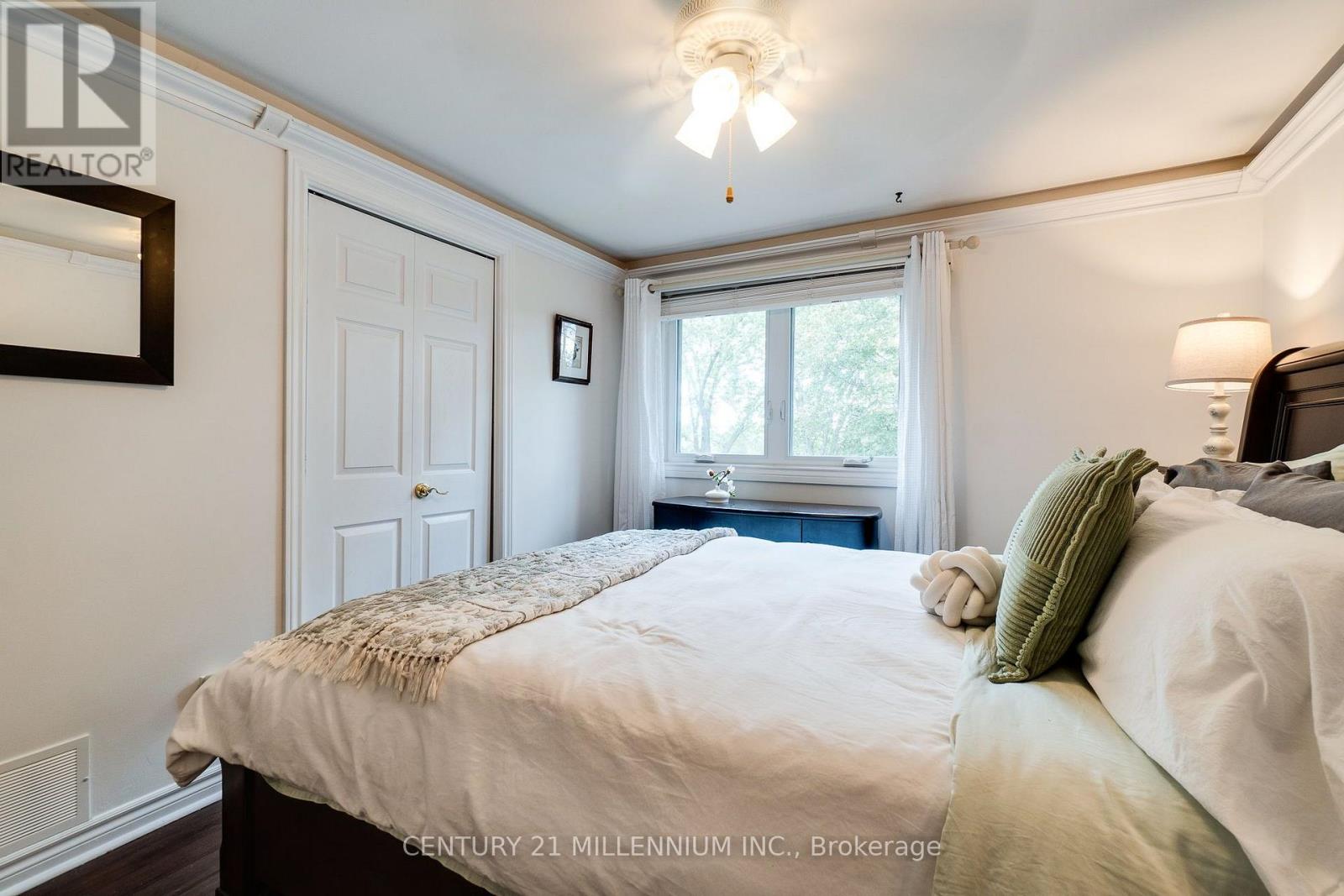 3537 Autumnleaf Crescent Property Photo 31
