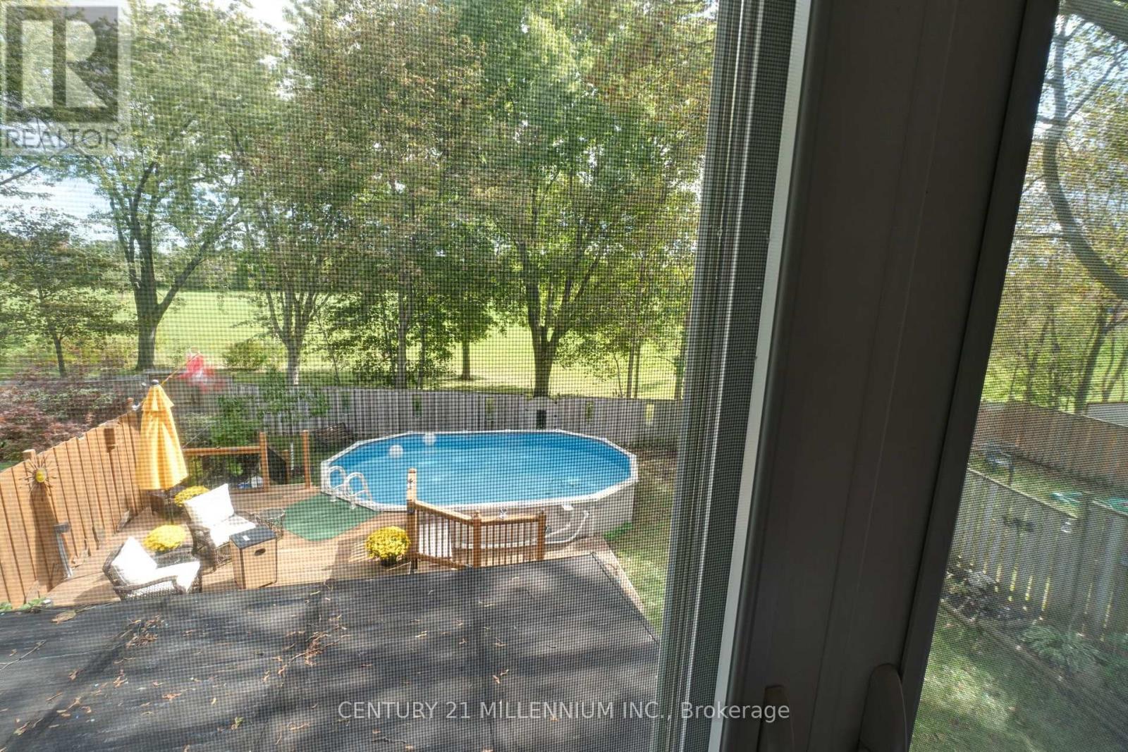 3537 Autumnleaf Crescent Property Photo 32