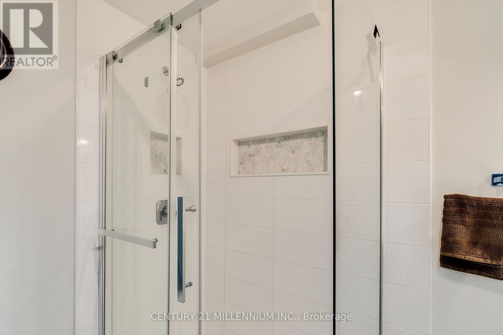 3537 Autumnleaf Crescent Property Photo 36