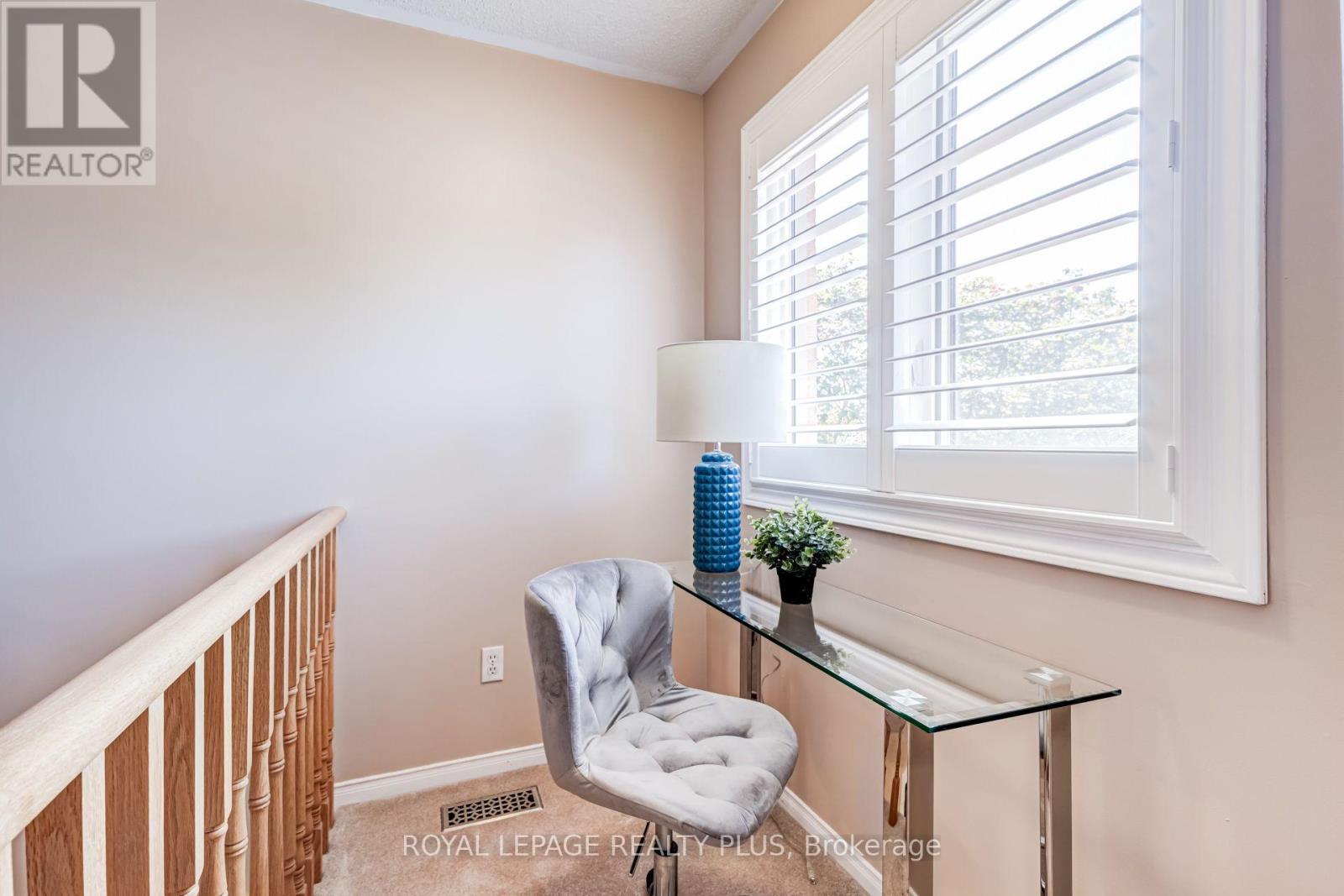 1459 Ravensmoor Crescent Property Photo 31