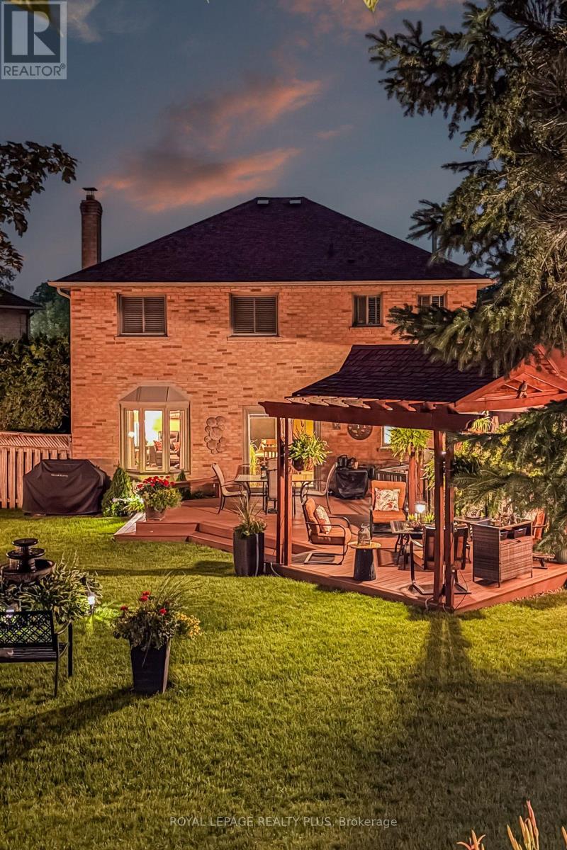 1459 Ravensmoor Crescent Property Photo 48