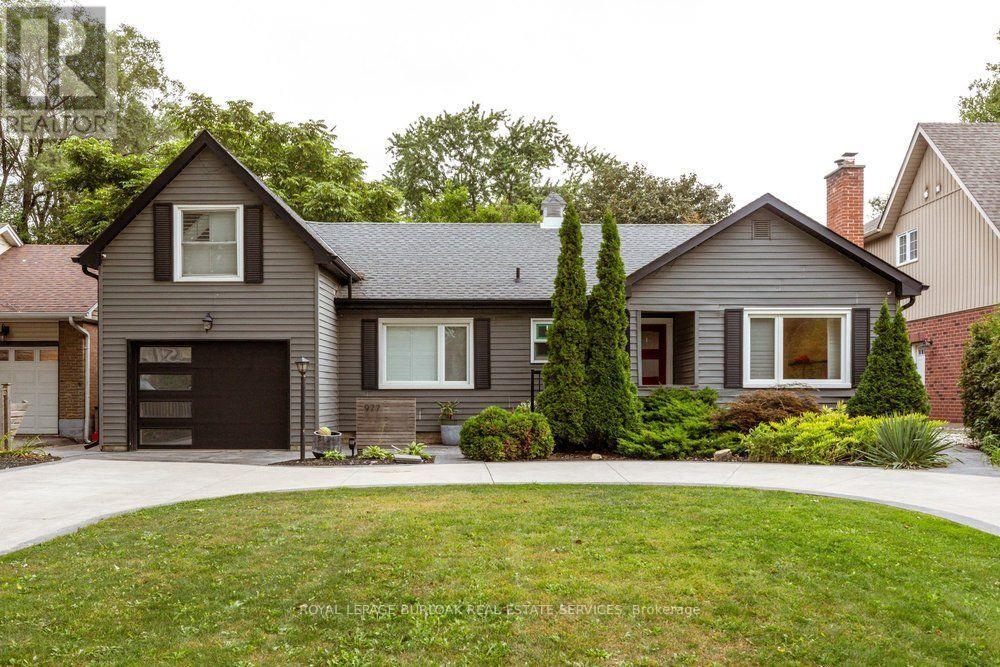 977 LONG DRIVE Property Photo 1