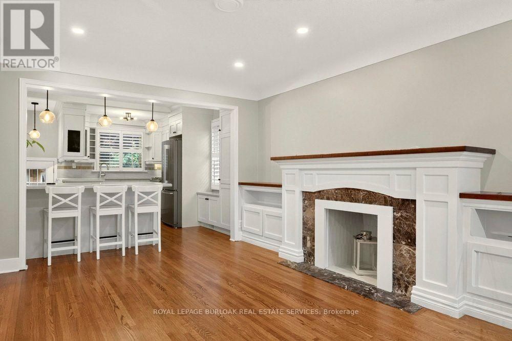 977 Long Drive Property Photo 7