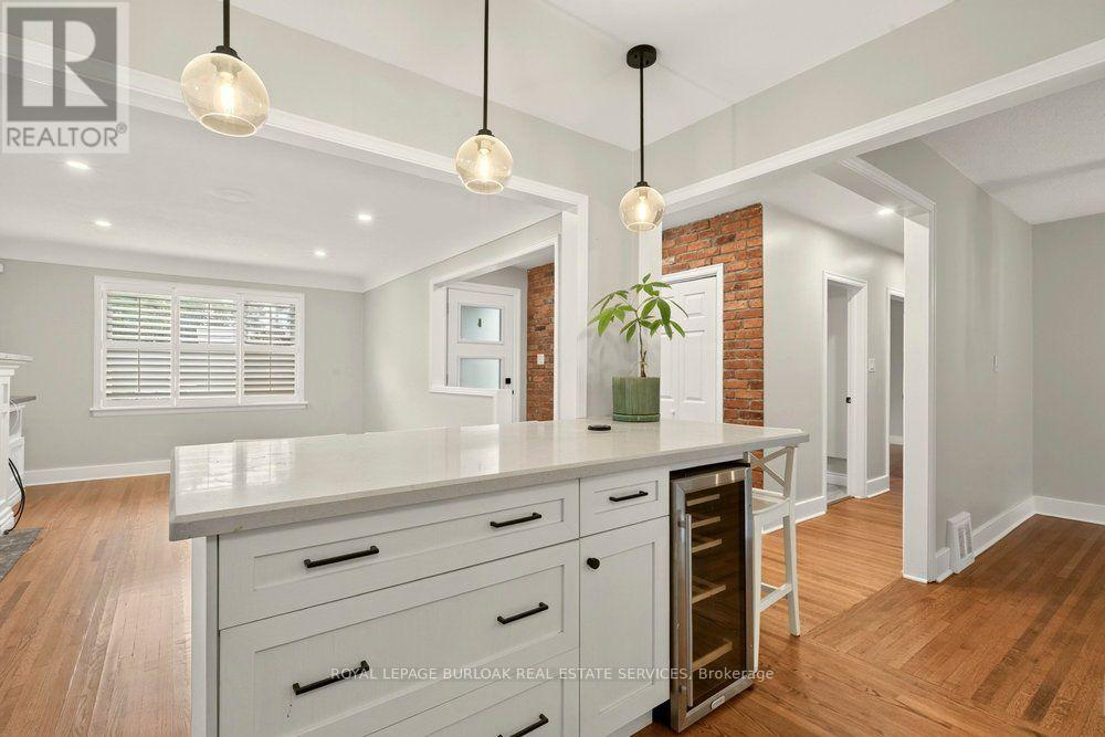 977 Long Drive Property Photo 12