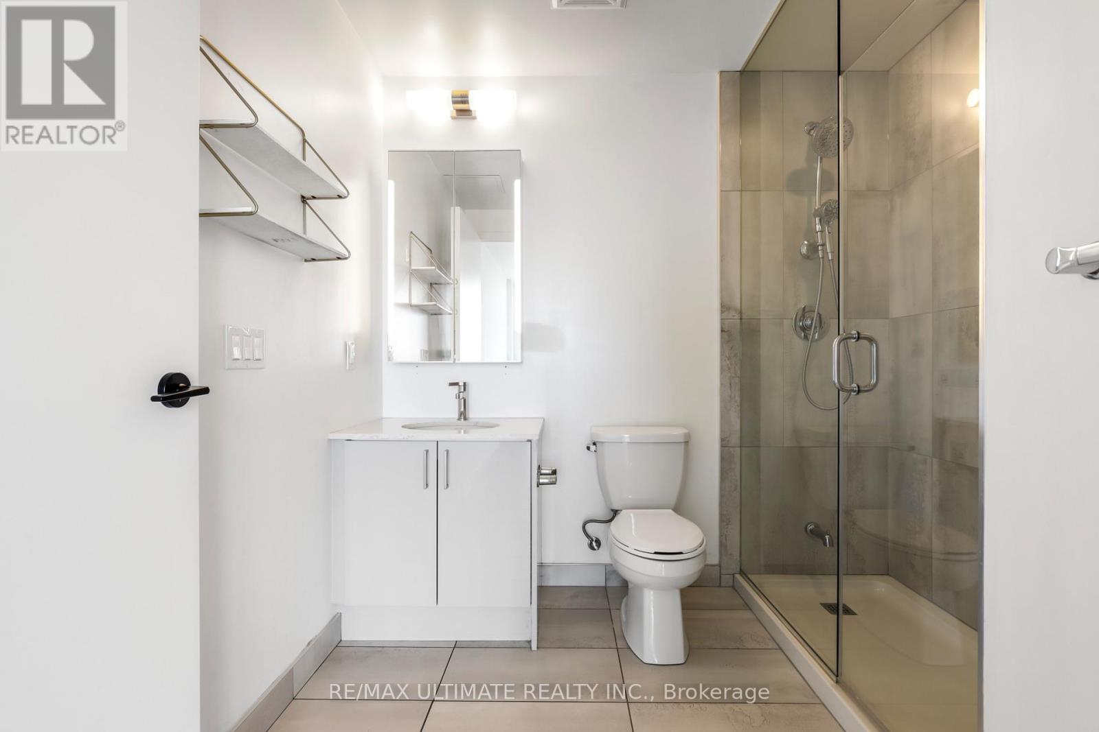 906 - 50 George Butchart Drive Property Photo 17