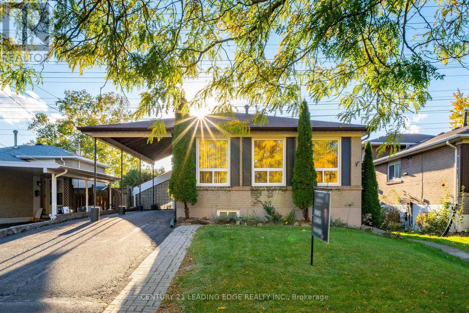 63 Mercury Road Property Photo 1