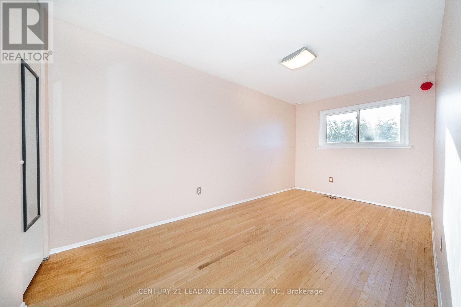 63 Mercury Road Property Photo 17