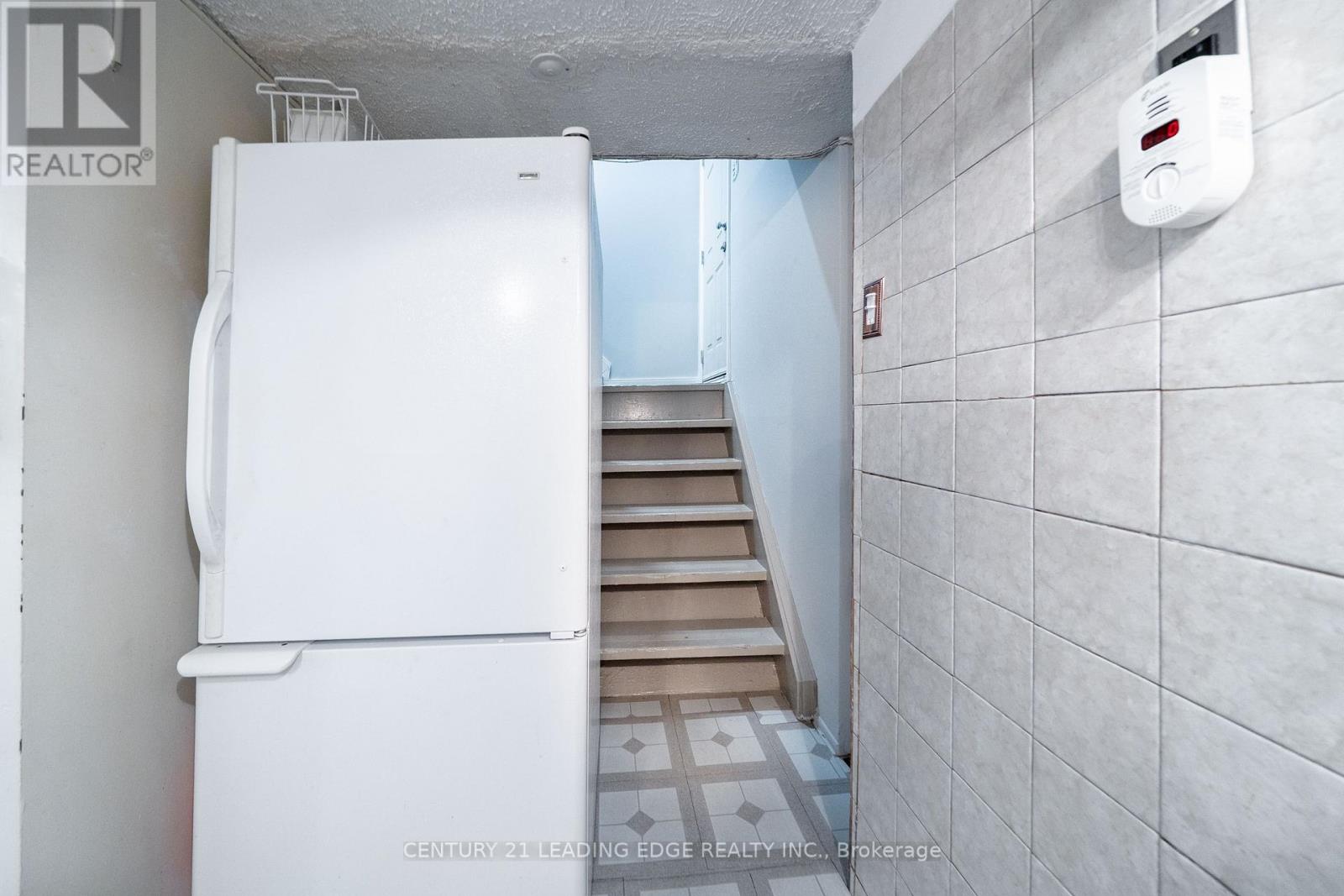 63 Mercury Road Property Photo 33