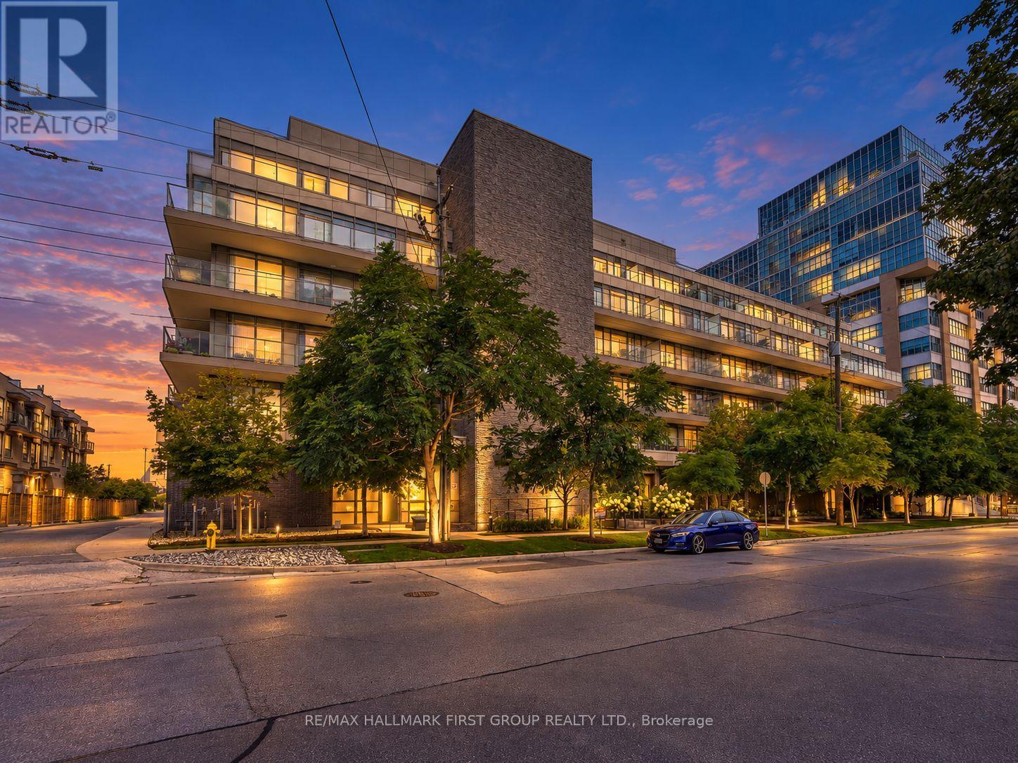 505 - 8 FIELDWAY ROAD Property Photo 1
