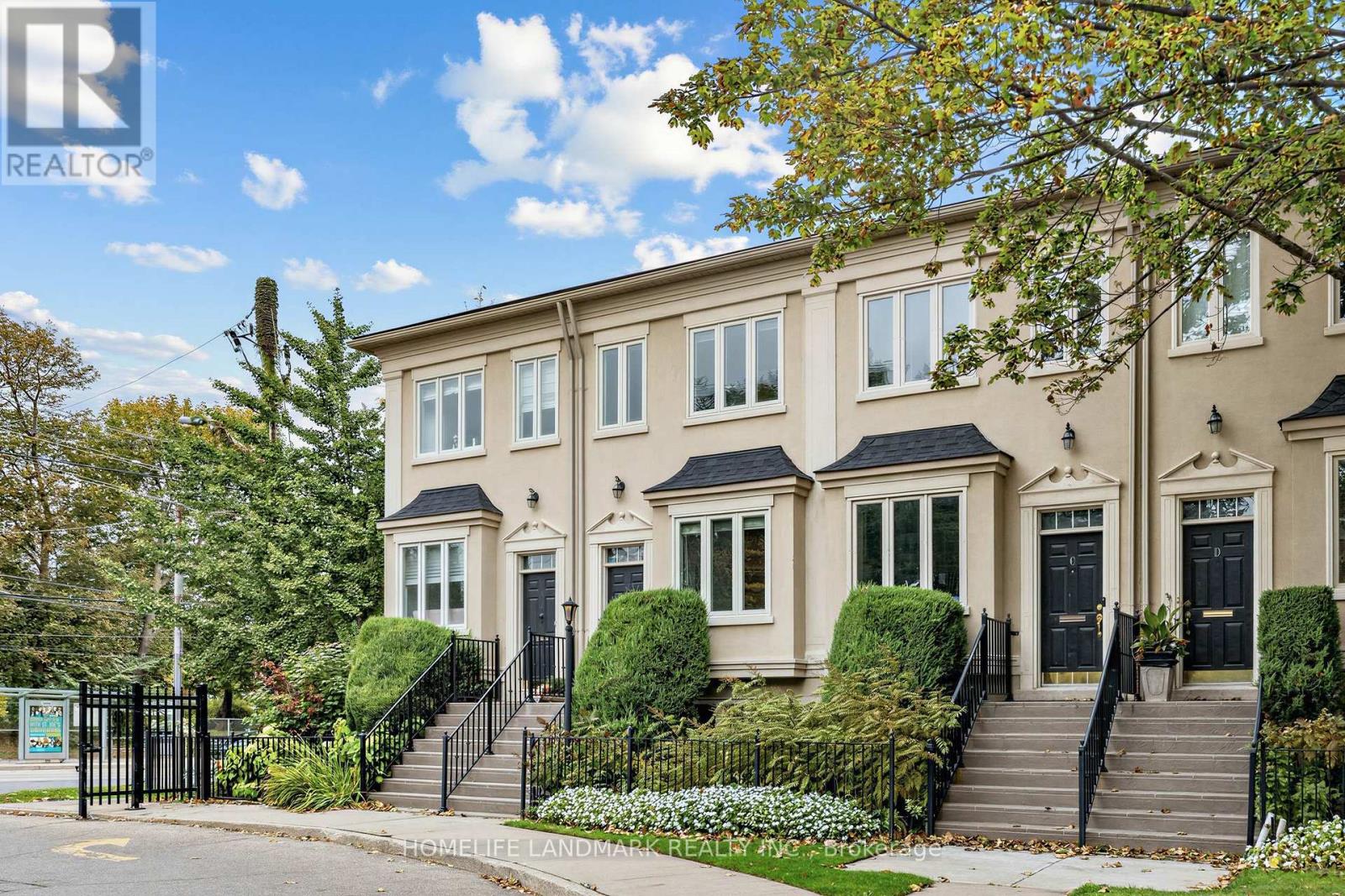 B - 2283 Lake Shore Boulevard W Property Photo 3