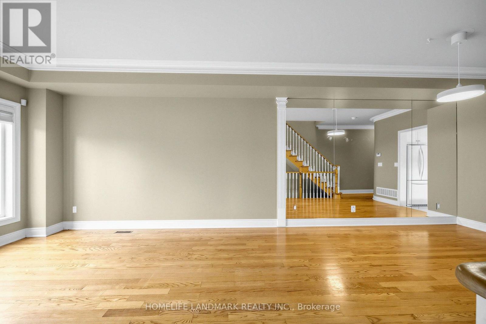 B - 2283 Lake Shore Boulevard W Property Photo 10