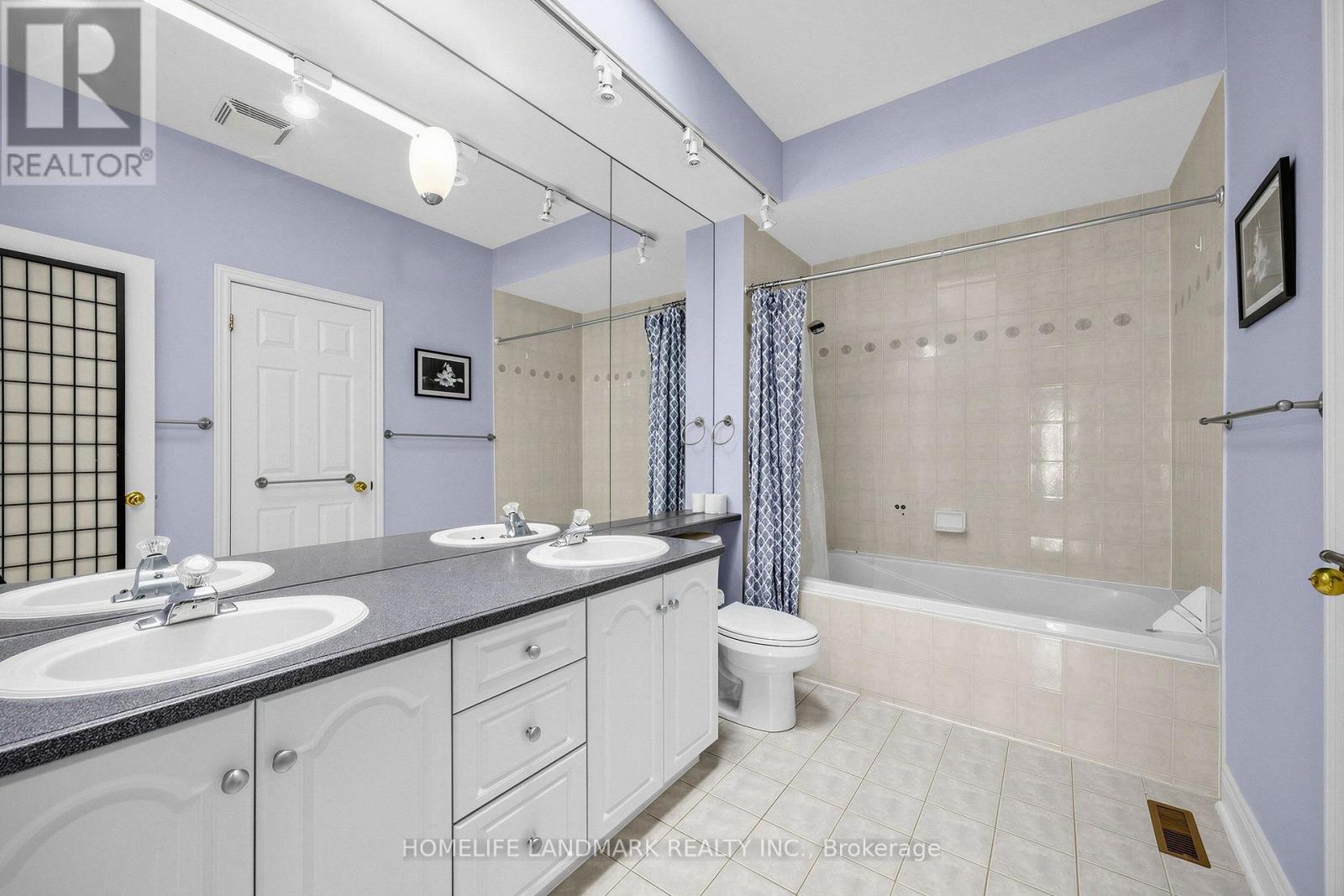 B - 2283 Lake Shore Boulevard W Property Photo 20