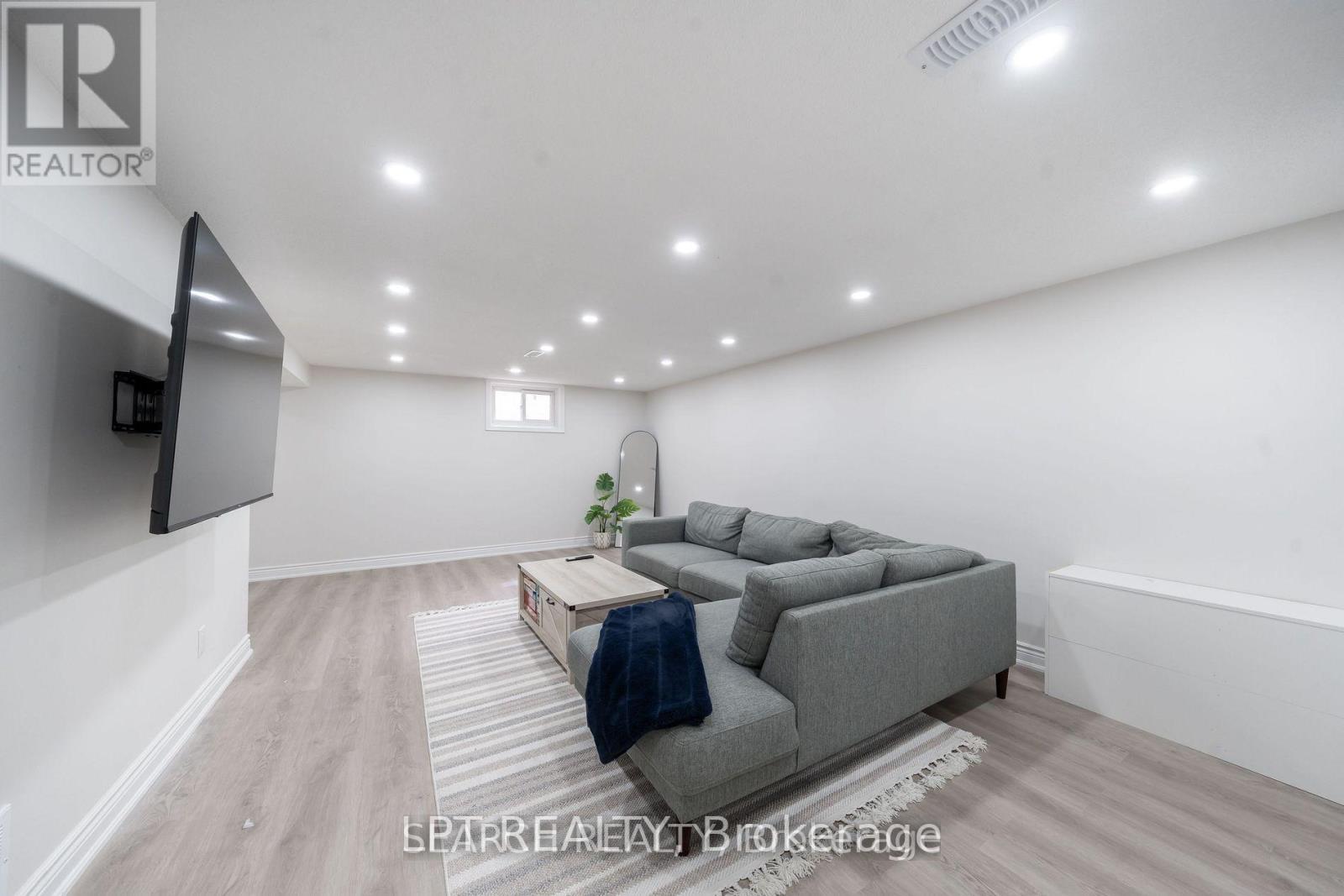 1079 Deta Road Property Photo 29