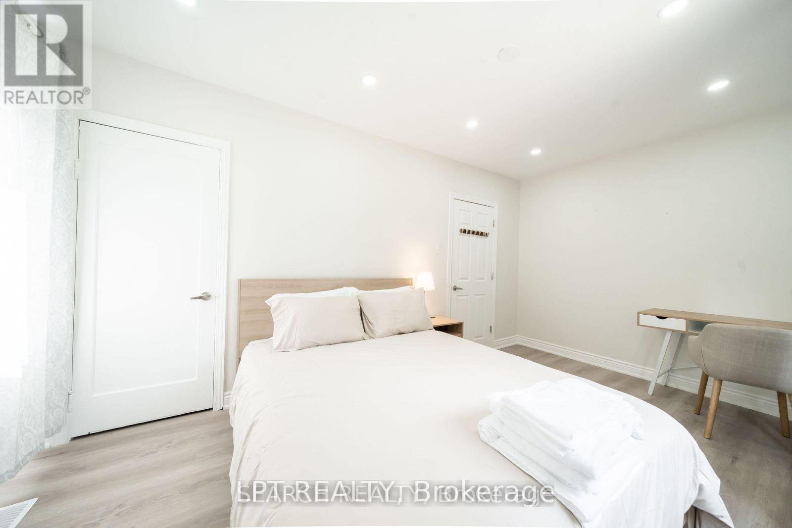1079 Deta Road Property Photo 33