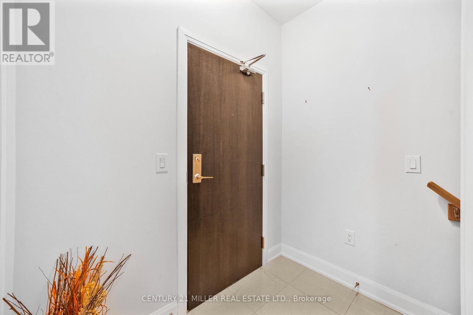 201 - 275 Roxton Road Property Photo 7