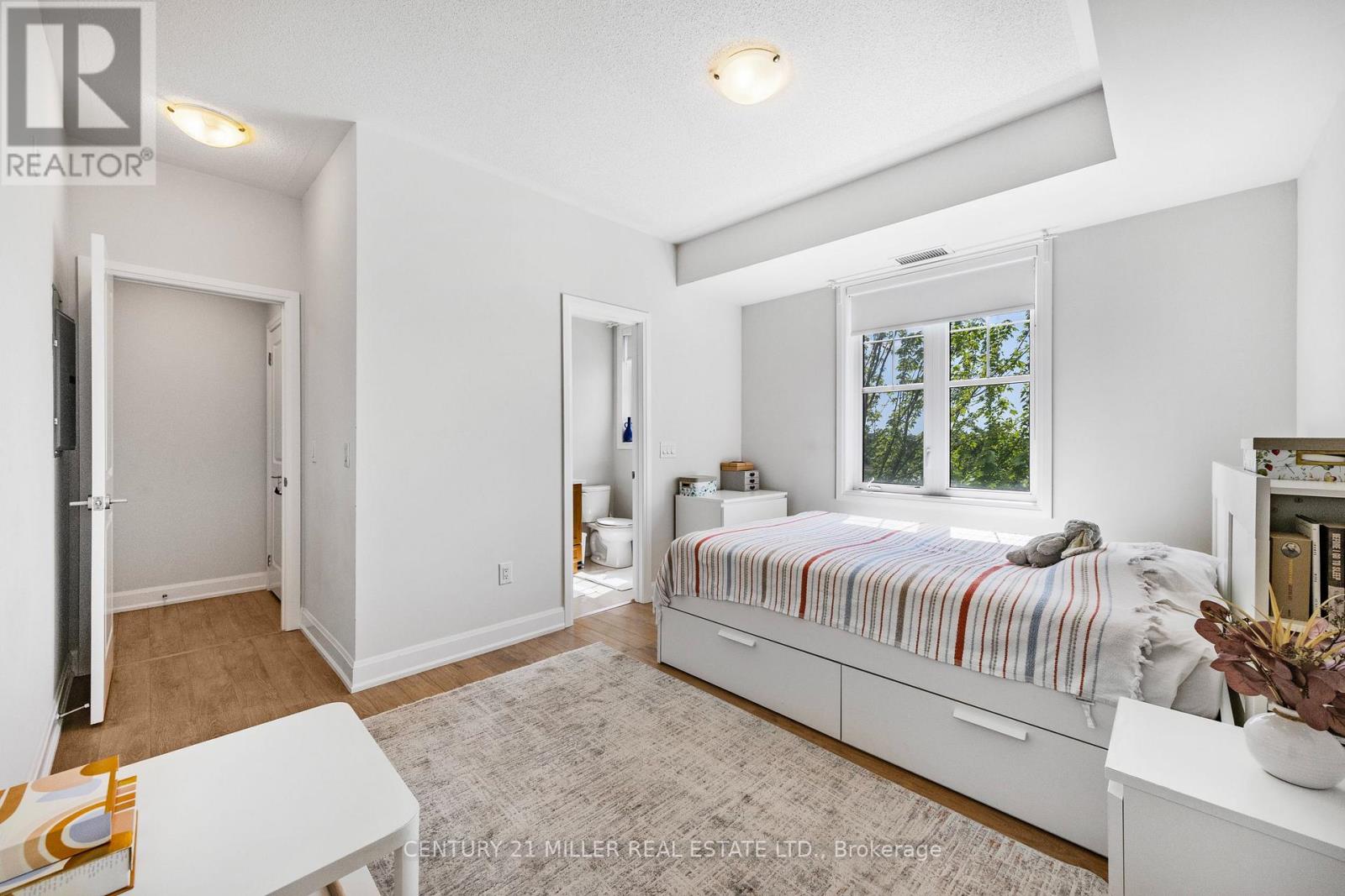 201 - 275 Roxton Road Property Photo 19