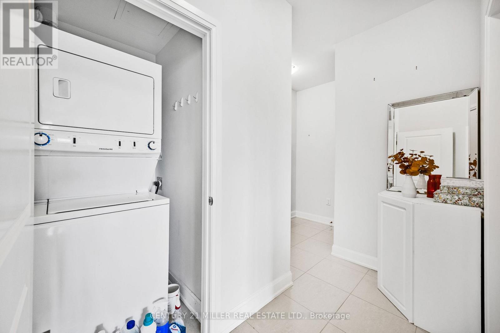 201 - 275 Roxton Road Property Photo 23