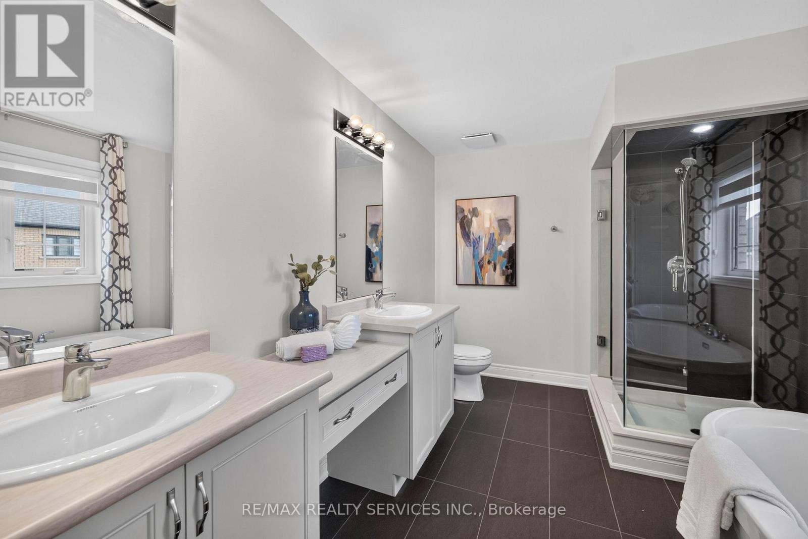 3 Blue Silo Way Property Photo 20