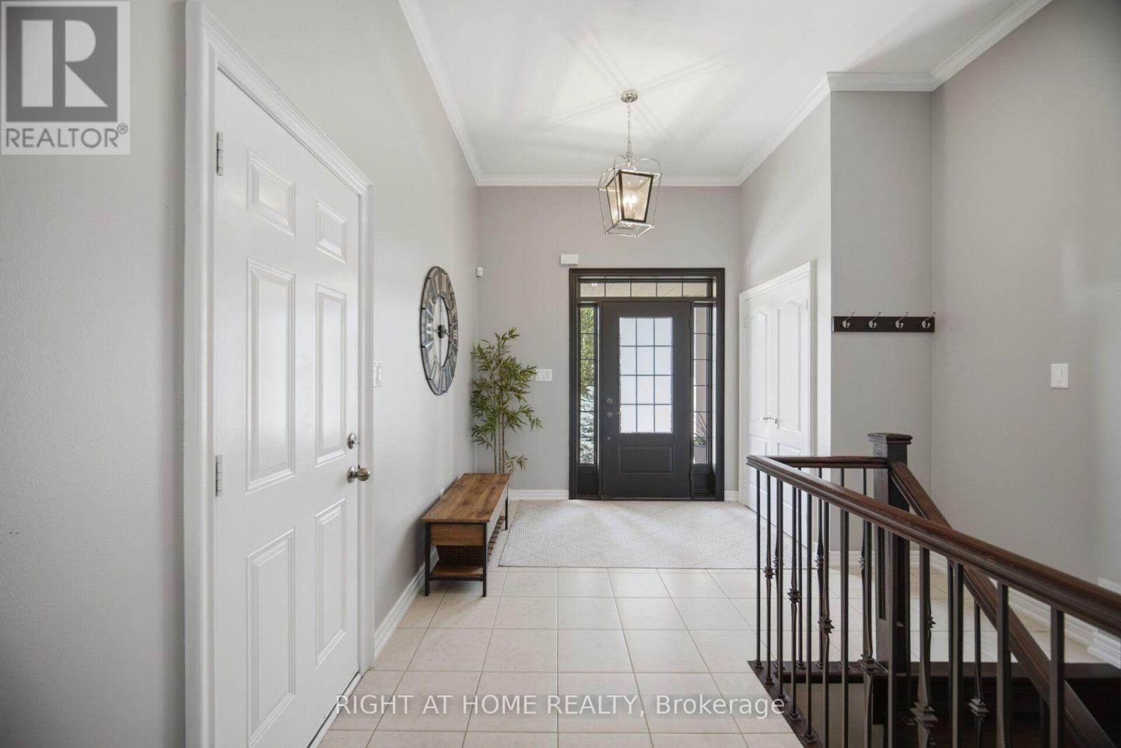 420 Nairn Circle Property Photo 6