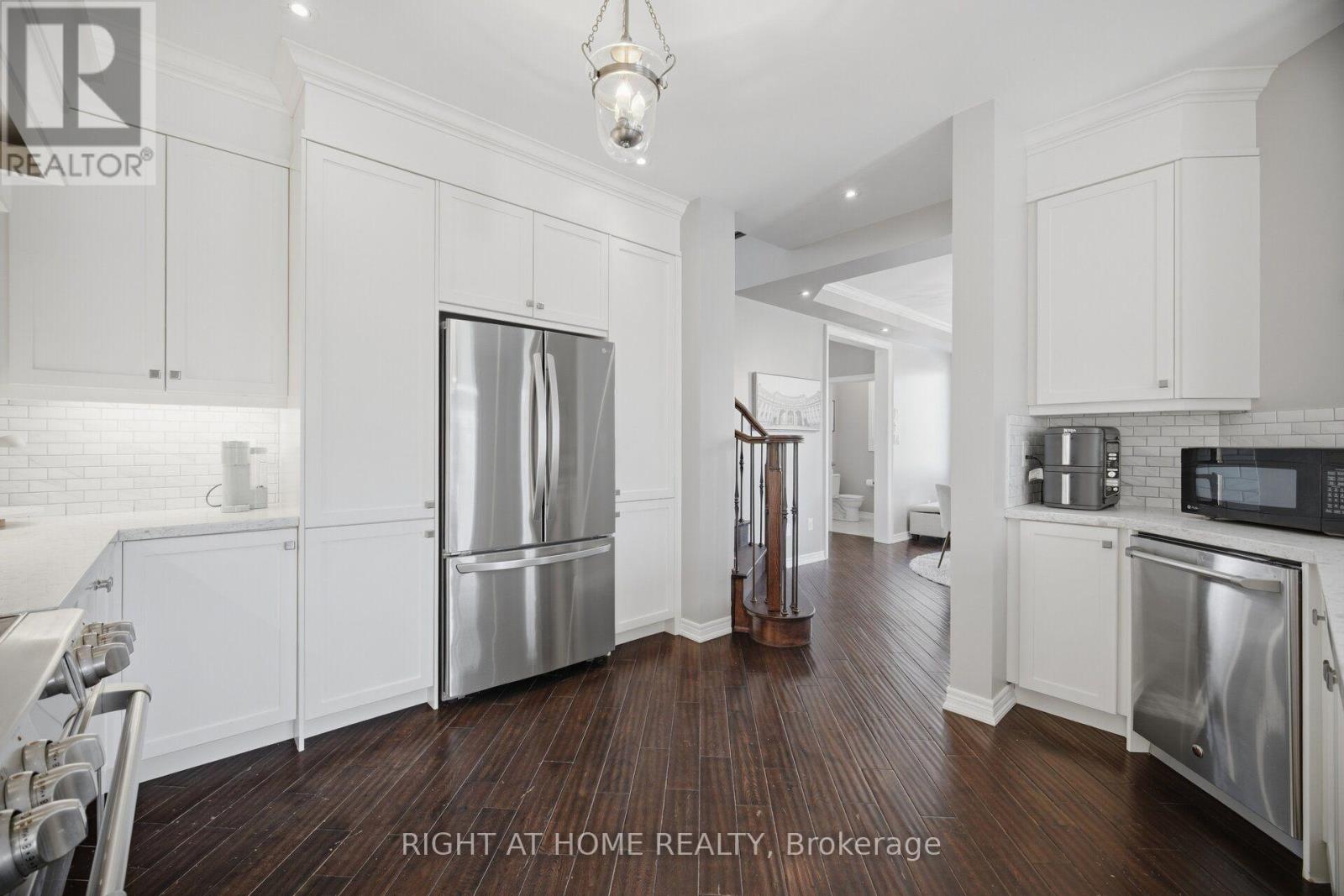 420 Nairn Circle Property Photo 14
