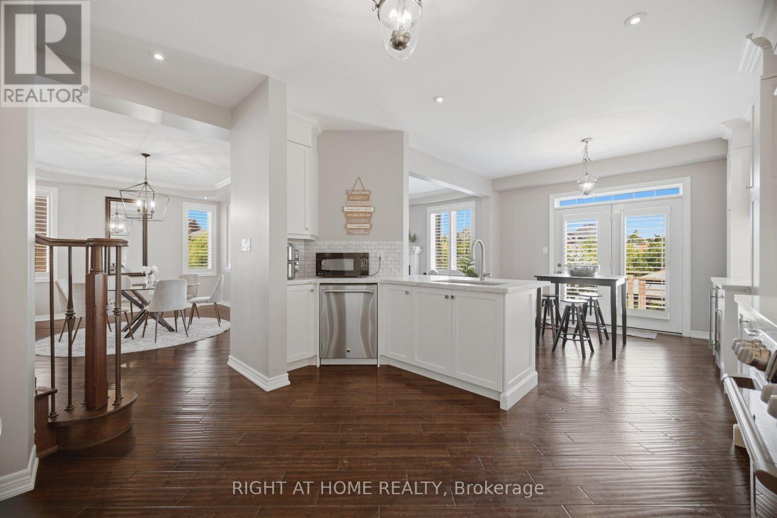 420 Nairn Circle Property Photo 15