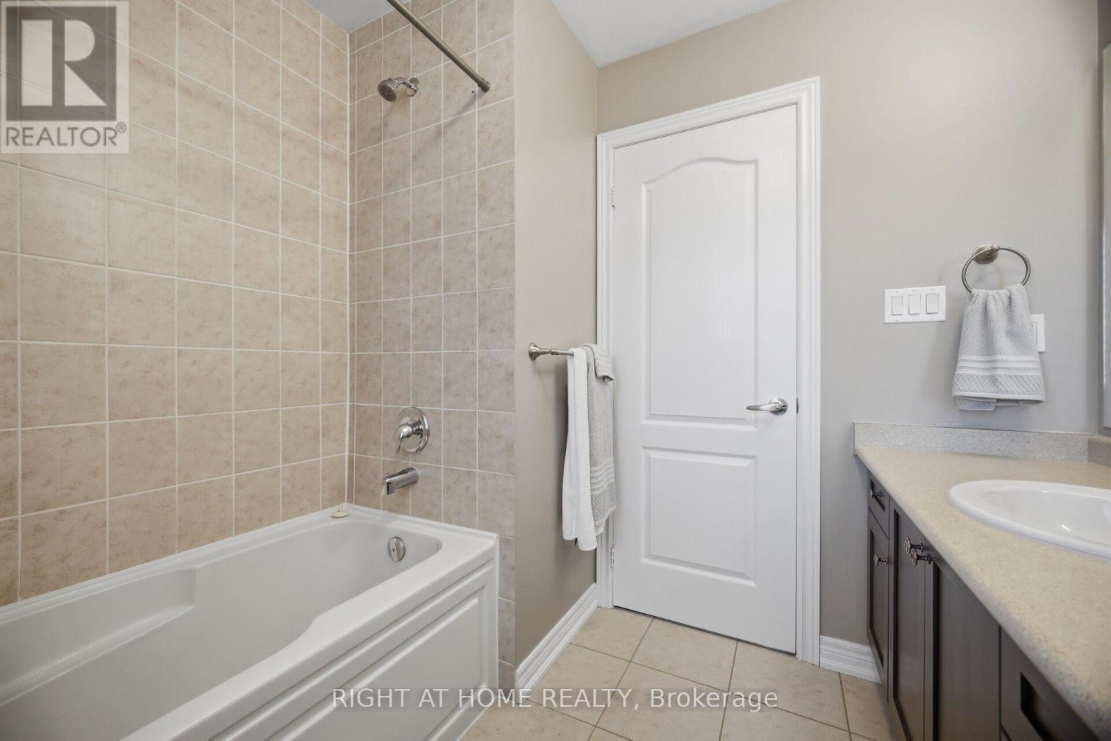 420 Nairn Circle Property Photo 32