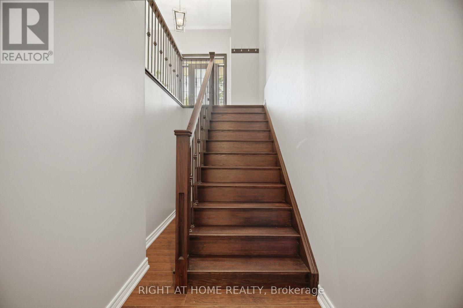 420 Nairn Circle Property Photo 35