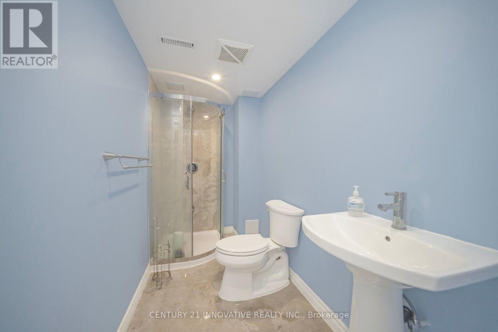 31b - 5865 Dalebrook Crescent Property Photo 40