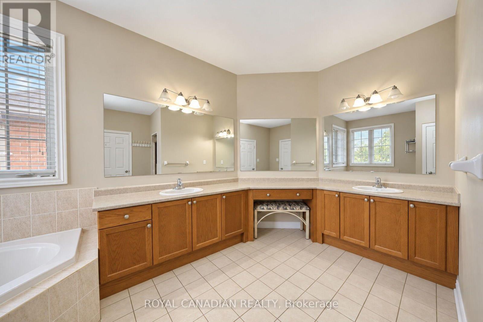 22 Janetville Street Property Photo 24