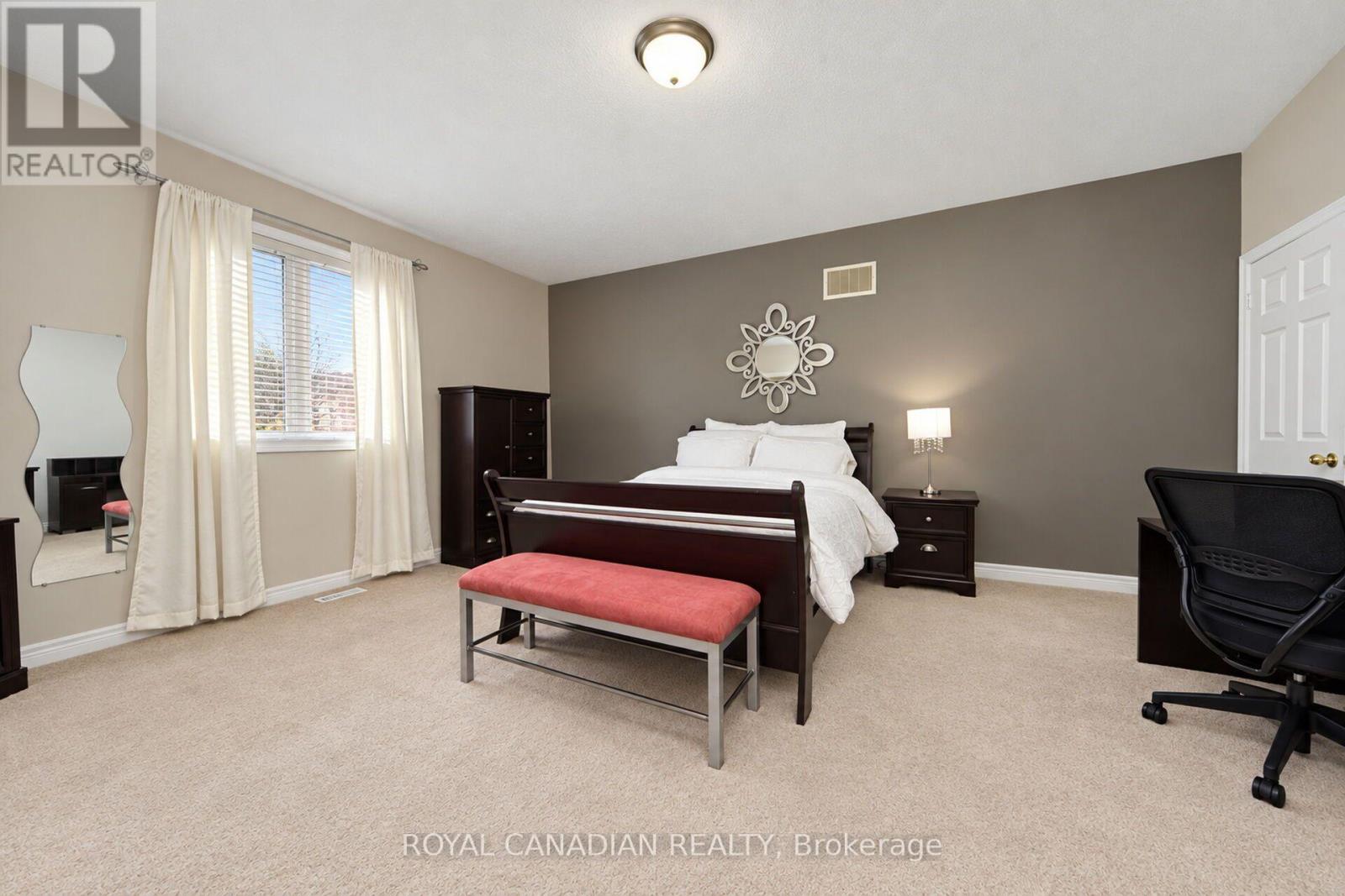 22 Janetville Street Property Photo 32
