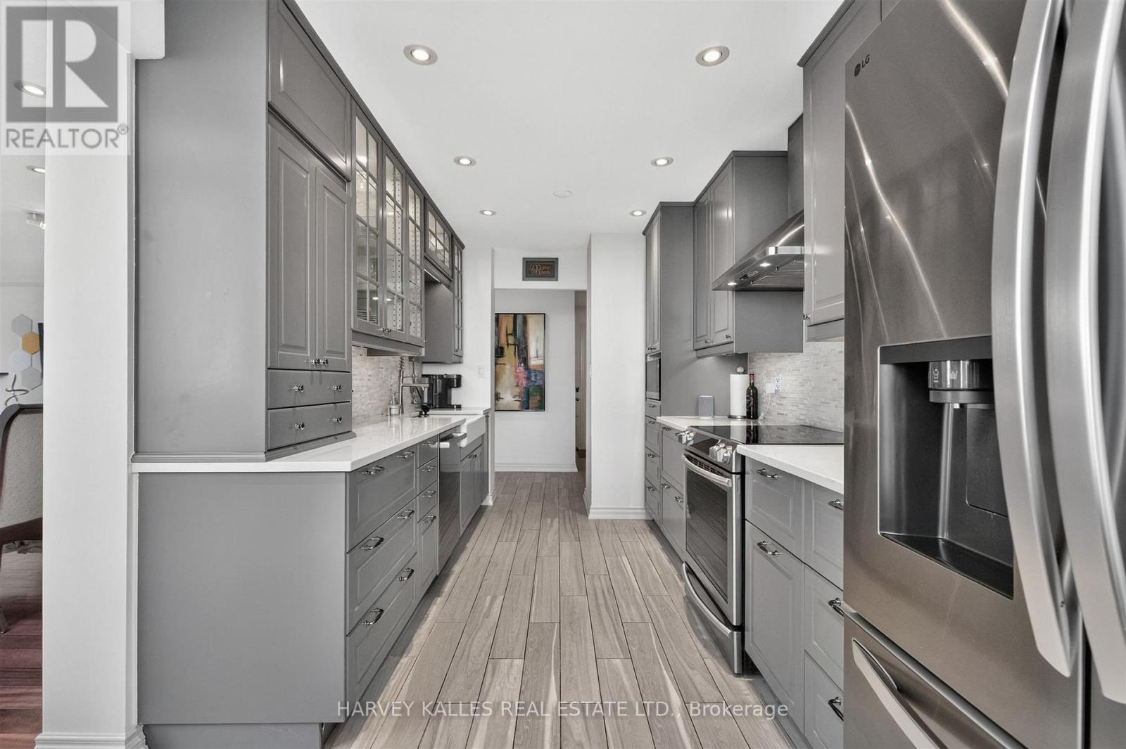 Ph4 - 3605 Kariya Drive Property Photo 9