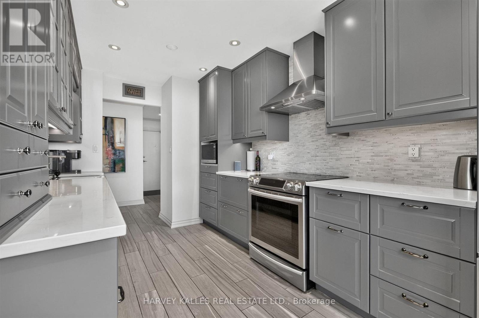 Ph4 - 3605 Kariya Drive Property Photo 10