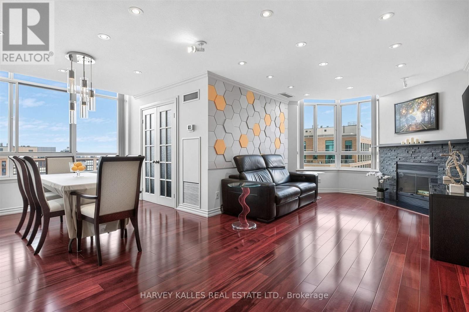 Ph4 - 3605 Kariya Drive Property Photo 17