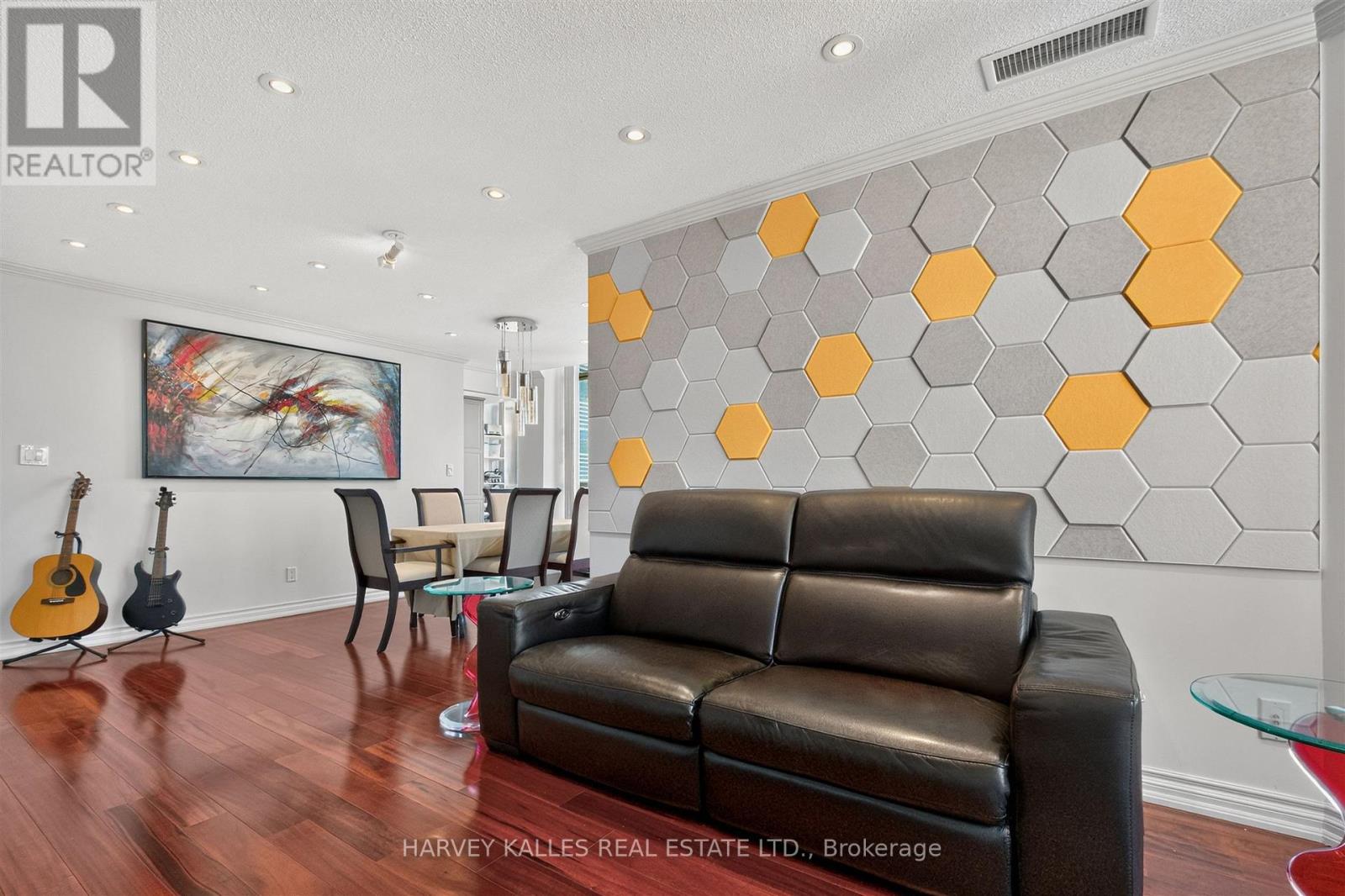 Ph4 - 3605 Kariya Drive Property Photo 21