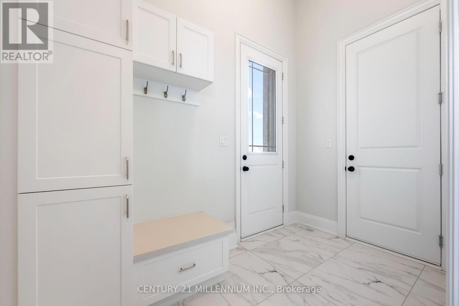 53 Holly Lane Property Photo 32