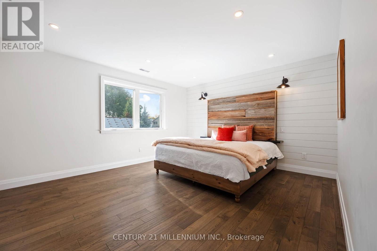 2 Amanda Street Property Photo 25