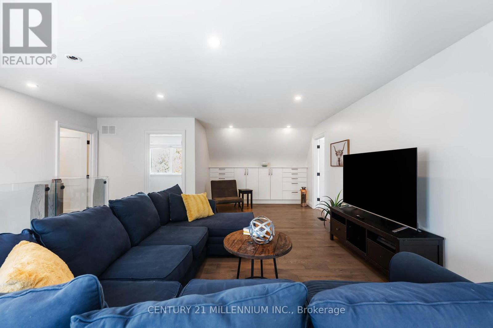 2 Amanda Street Property Photo 31