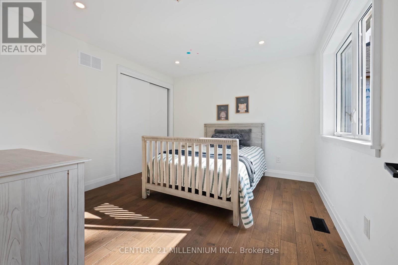 2 Amanda Street Property Photo 33