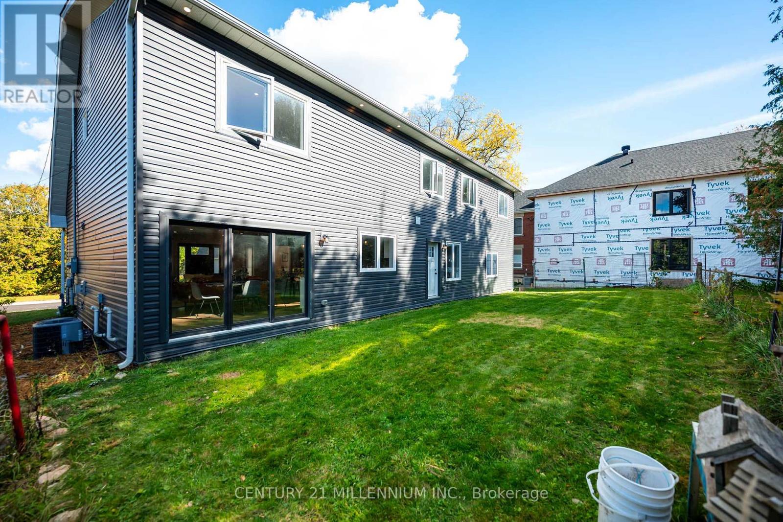 2 Amanda Street Property Photo 38