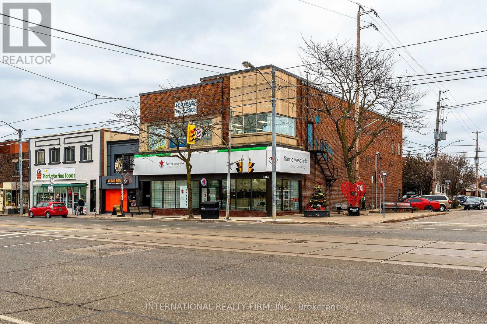 2nd Floor - 2869 Lake Shore Boulevard W Property Photo 1
