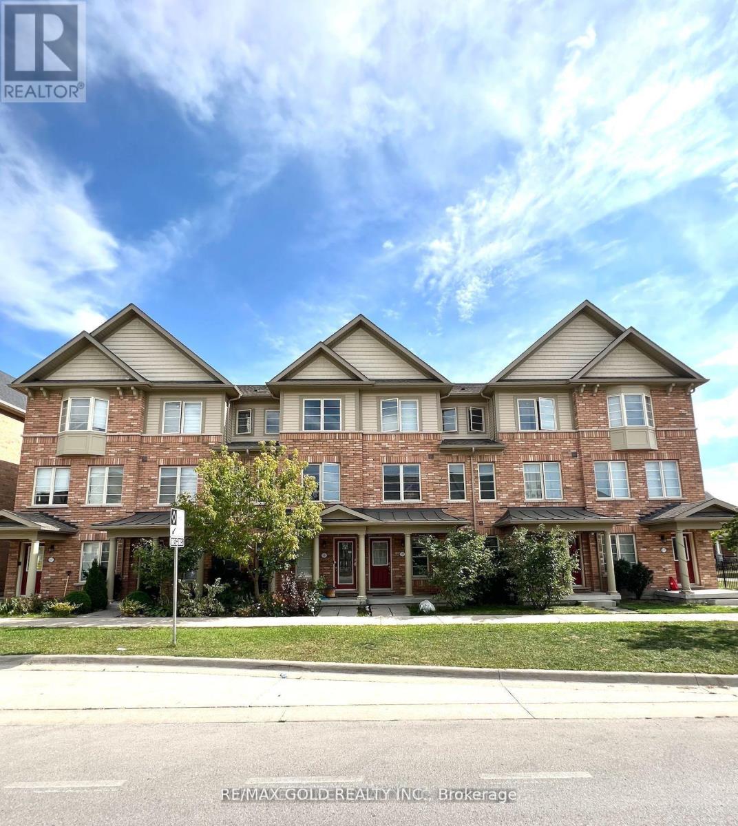 161 INSPIRE BOULEVARD Property Photo 1